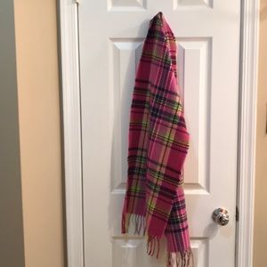 ⚡️FINAL PRICE⚡️ Pink cozy fringe scarf/wrap